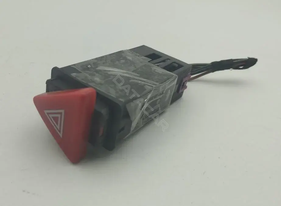 Кнопка аварийки 1U0953235E