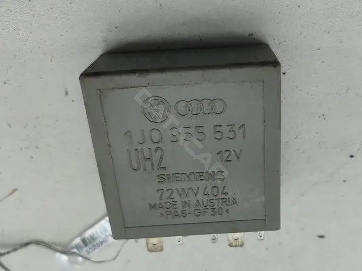 Реле стеклоочистителя 1J0955531