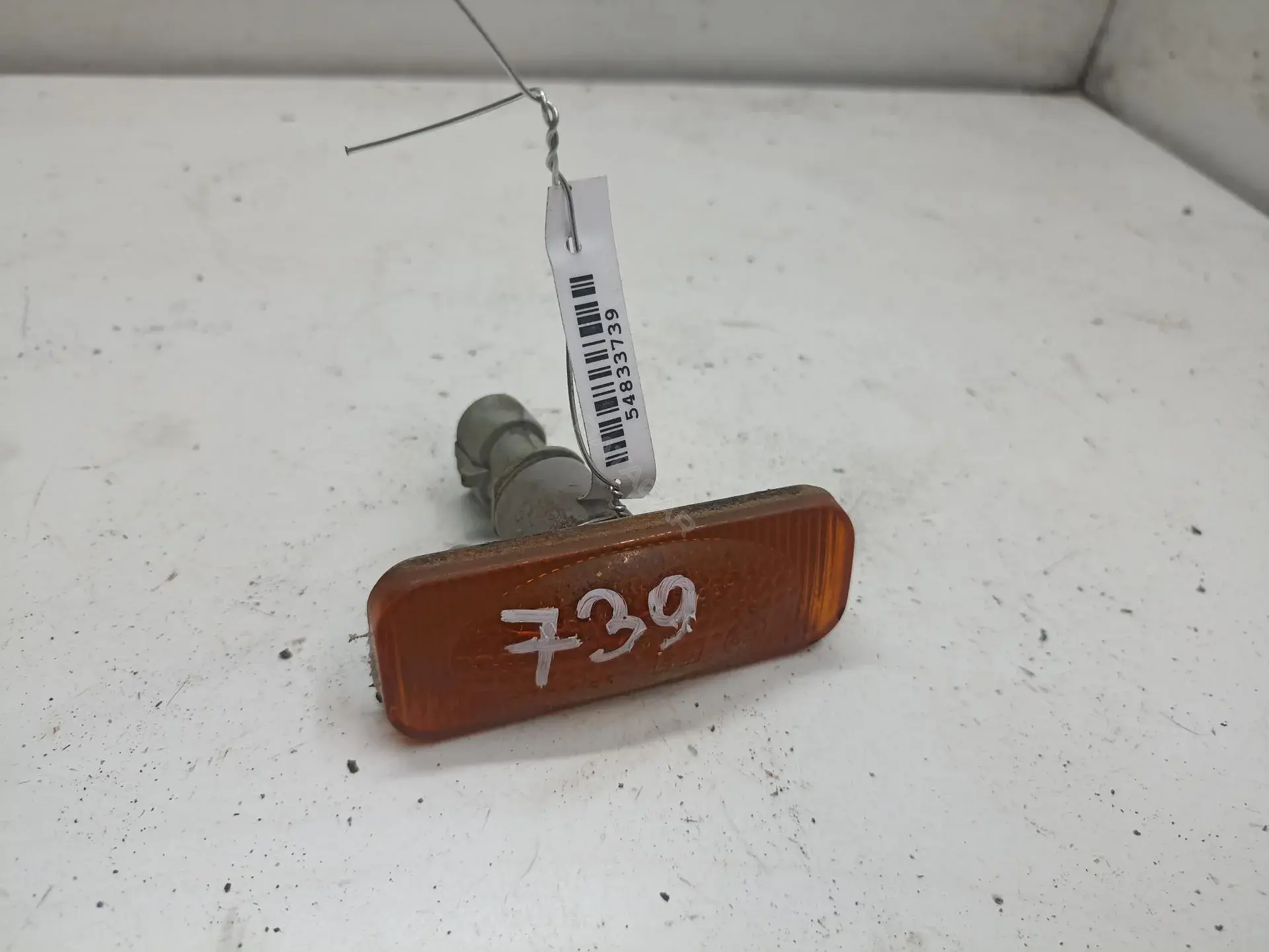 Повторитель передний 54833739