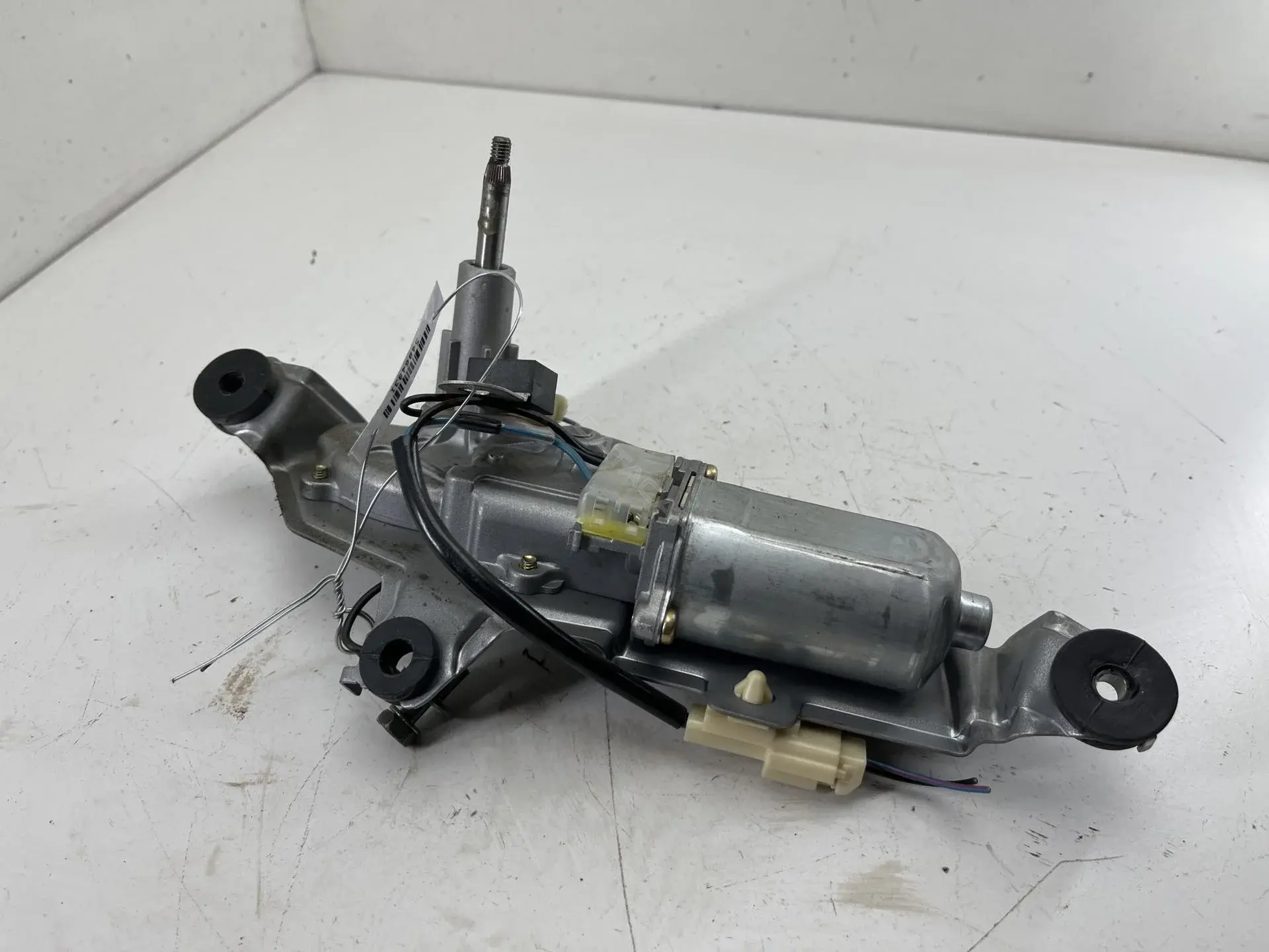 Мотор стеклоочистителя G21B-67450A