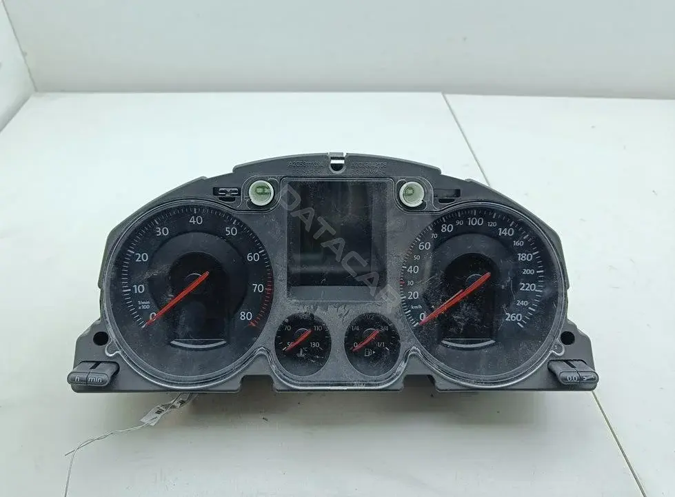 Панель приборов 3c0920871d