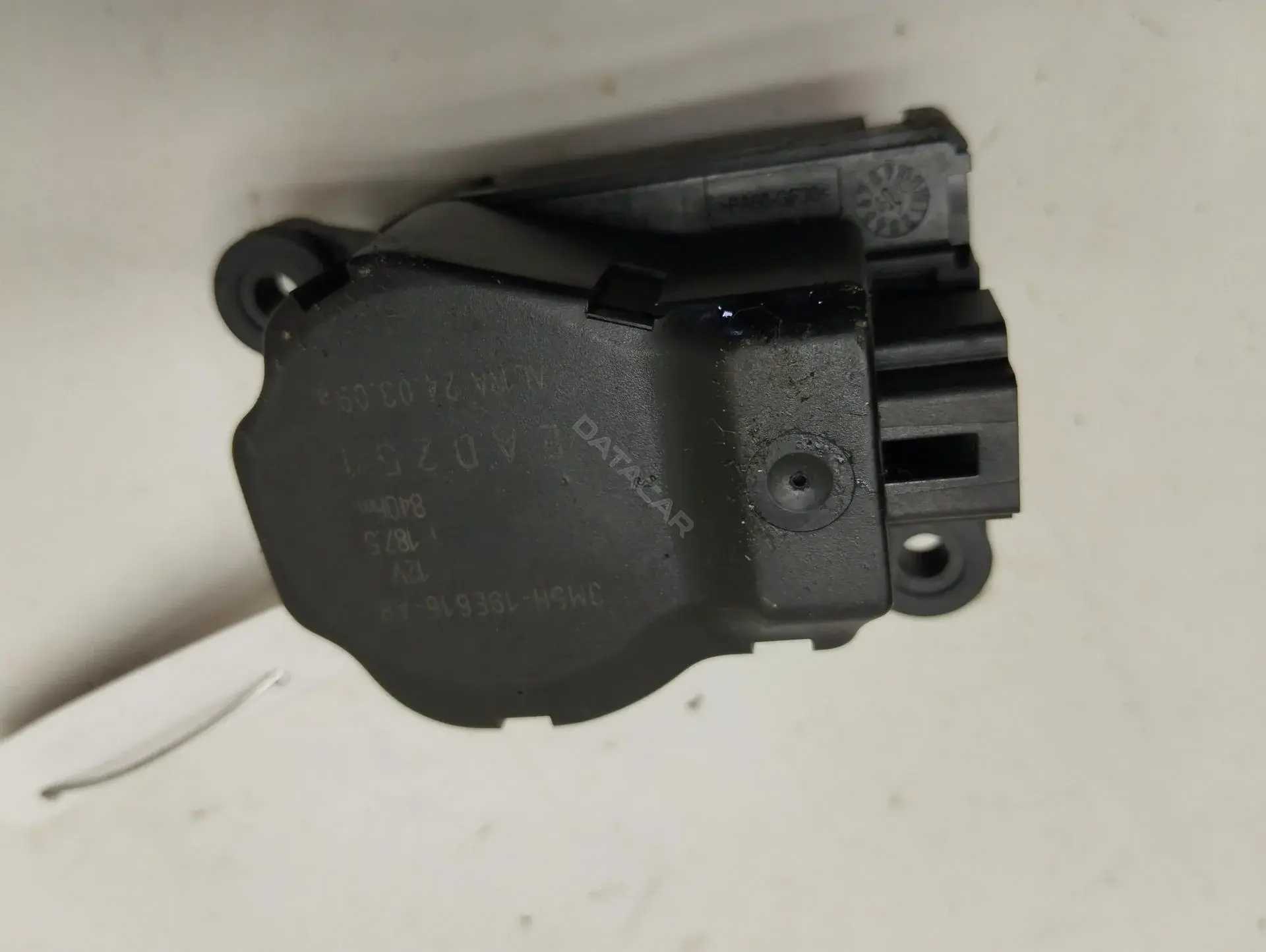 Мотор заслонки печки 3M5H19E616AB