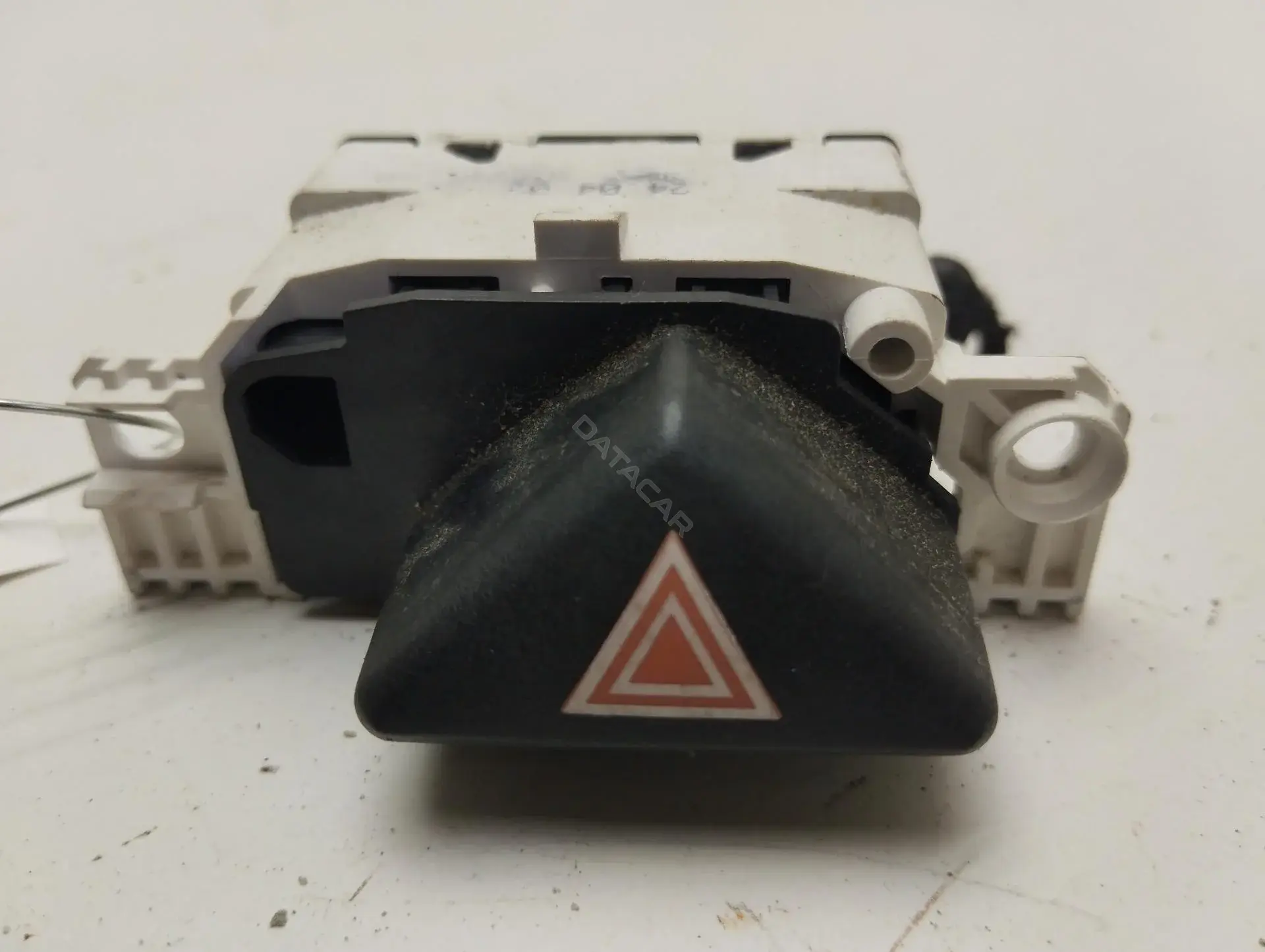 Кнопка аварийки 2M5T13A350AA