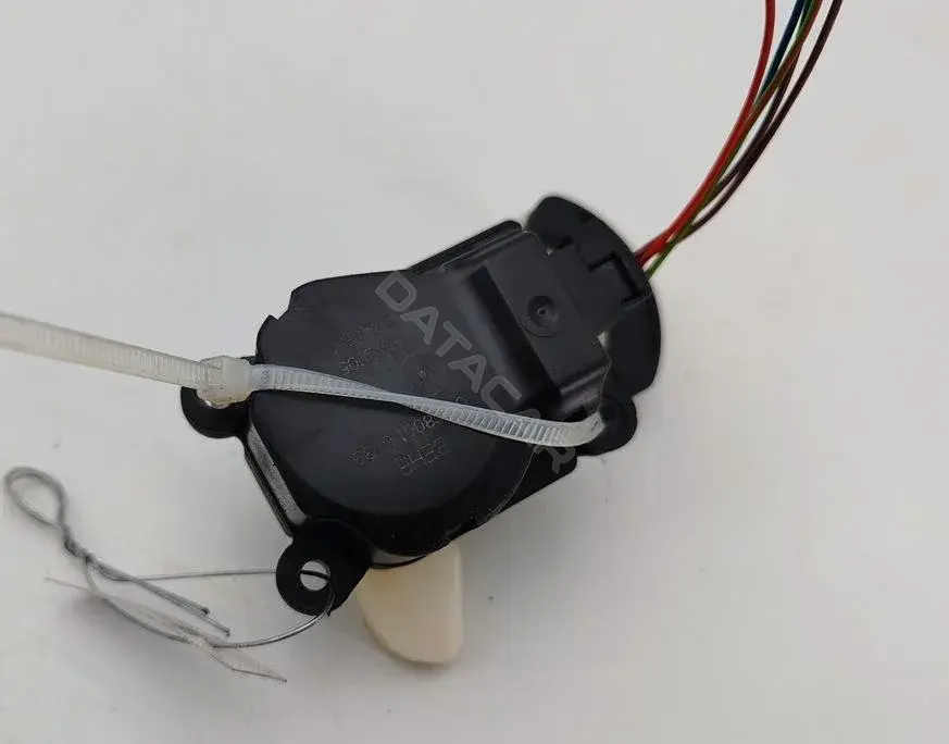 Мотор заслонки печки U9518001U