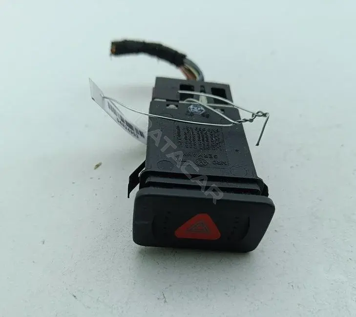 Кнопка аварийки 1J0953235J