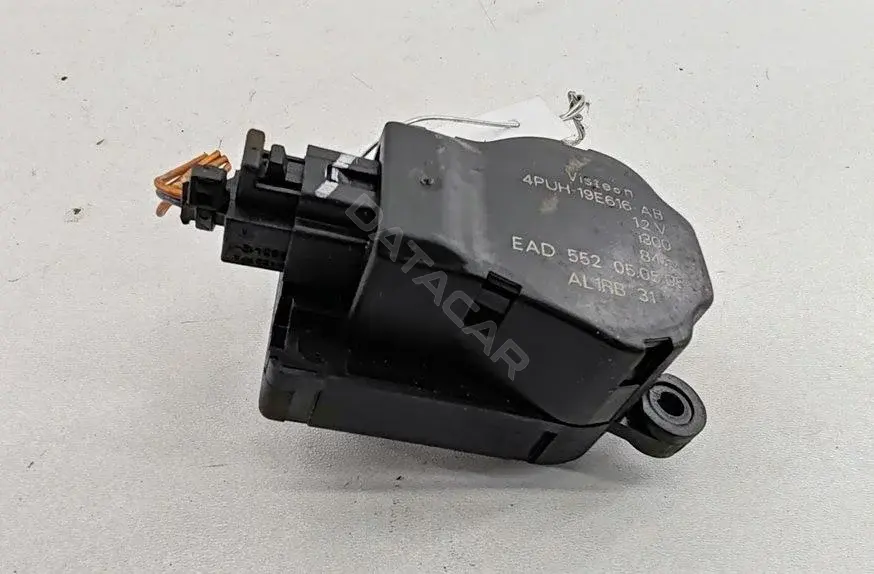Мотор заслонки печки 4PUH19E616AB