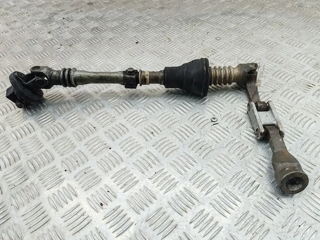 Рулевой карданчик 2104620748