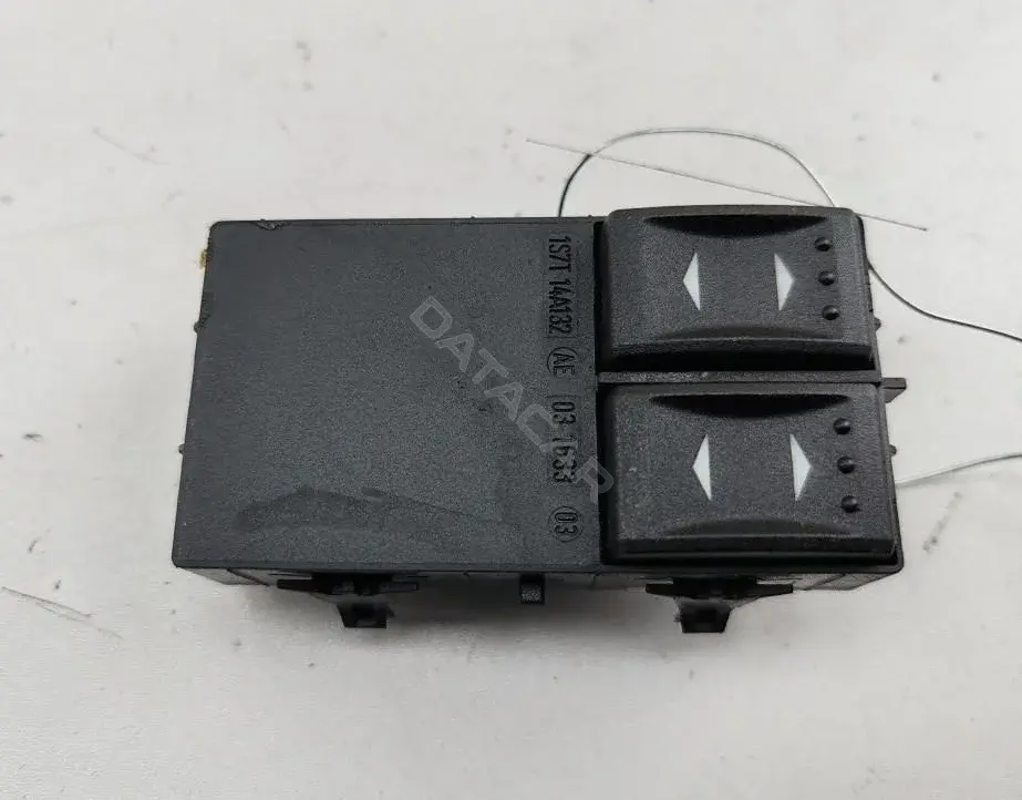 Кнопка стеклоподъемника 1S7T14A132AE