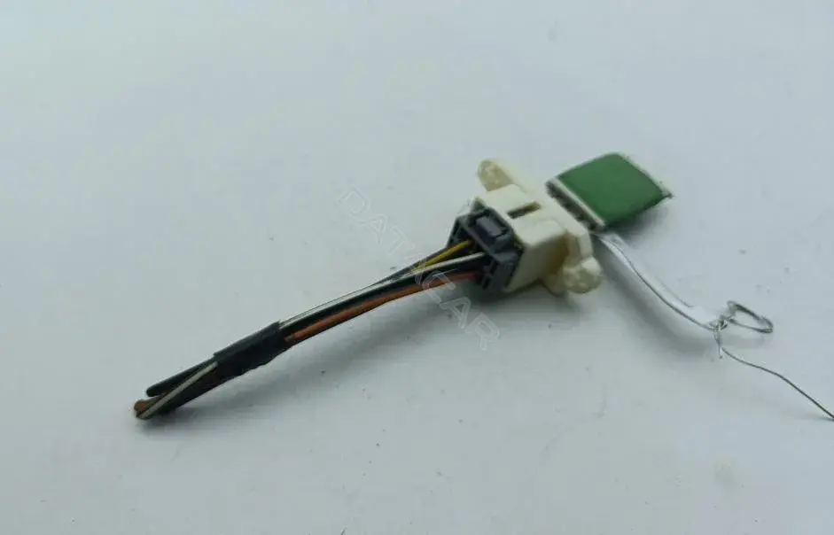 Резистор печки 3M5H18B647AC
