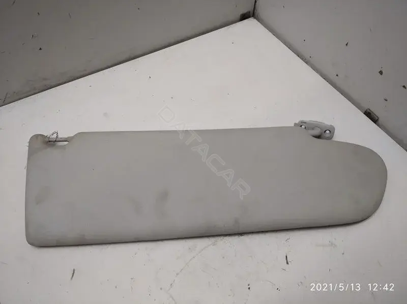 Козырек солнцезащитный 7H2857552B