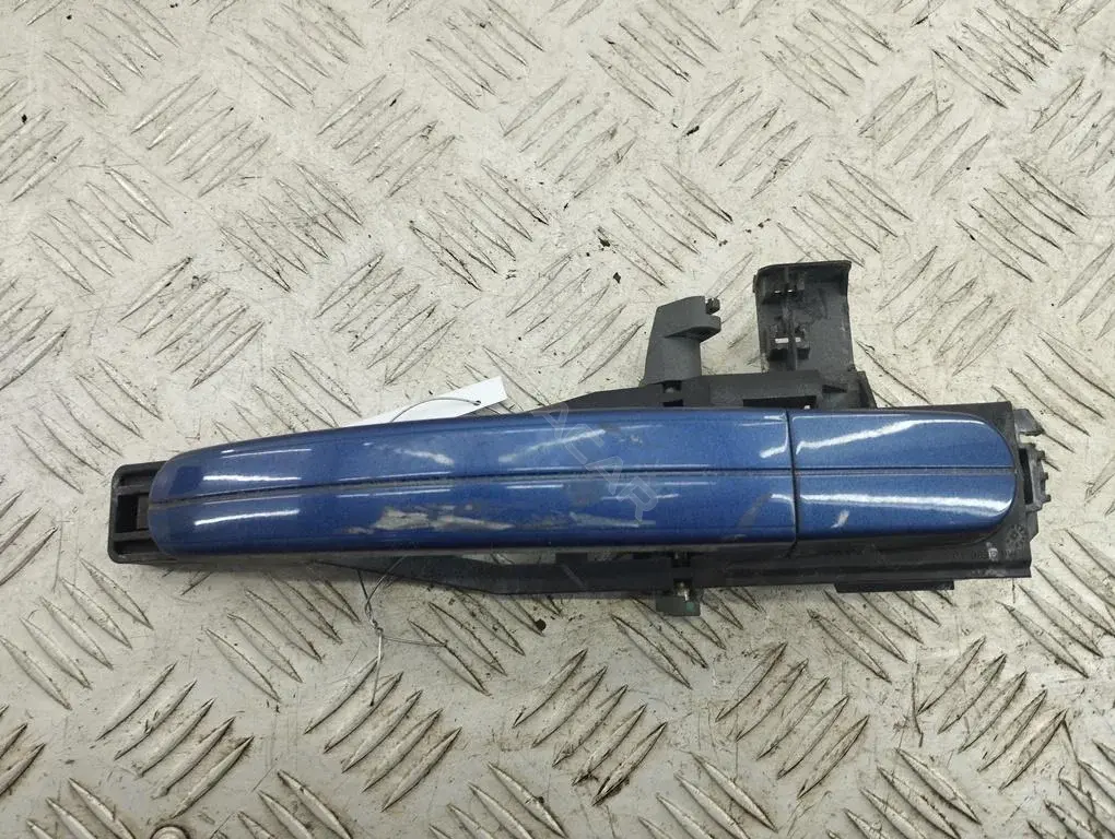 Ручка двери 4M51A266B23