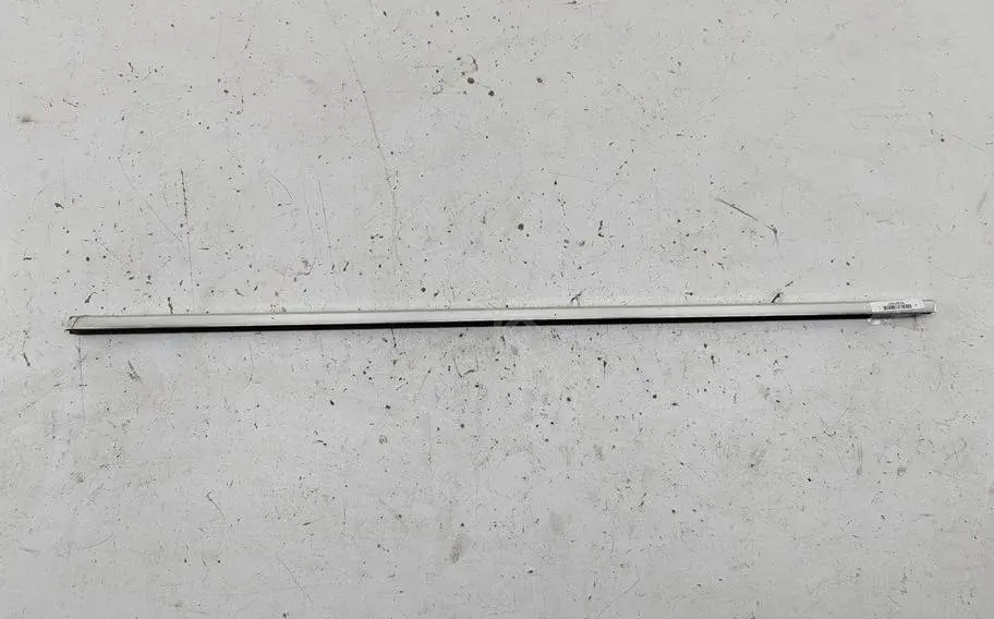 Молдинг стекла 55397047