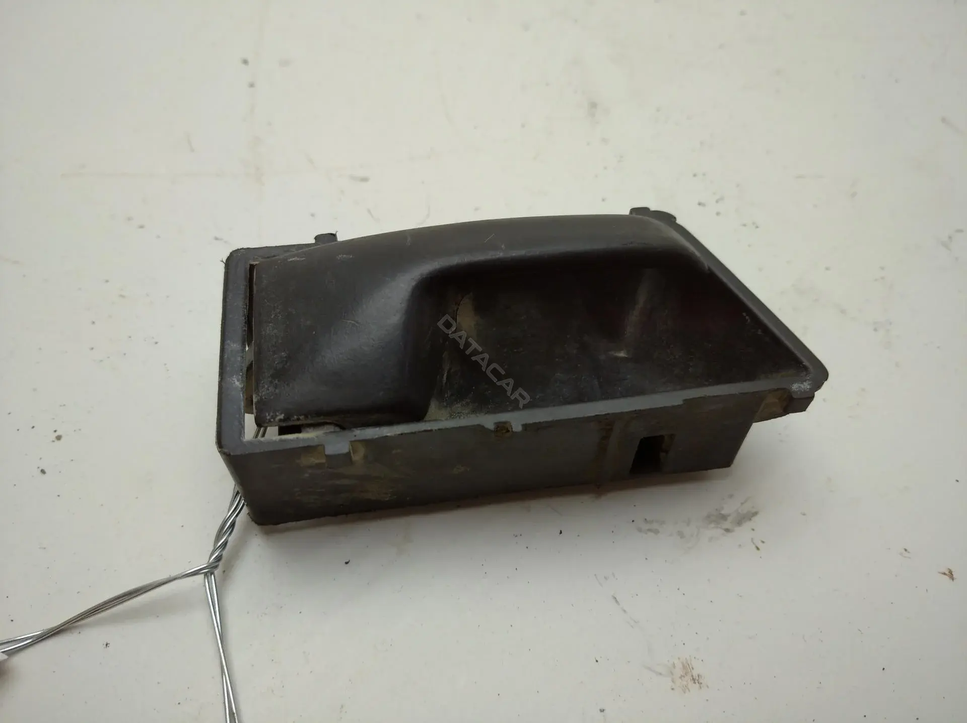 Ручка двери 321837236a