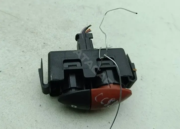 Кнопка аварийки 86300005