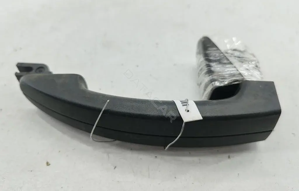 Ручка двери 3M51R22404D