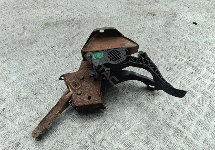 Скоба суппорта 55087703