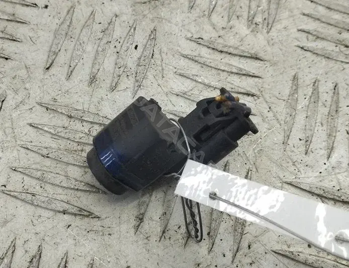 Датчик парктроника AH4215K859AA
