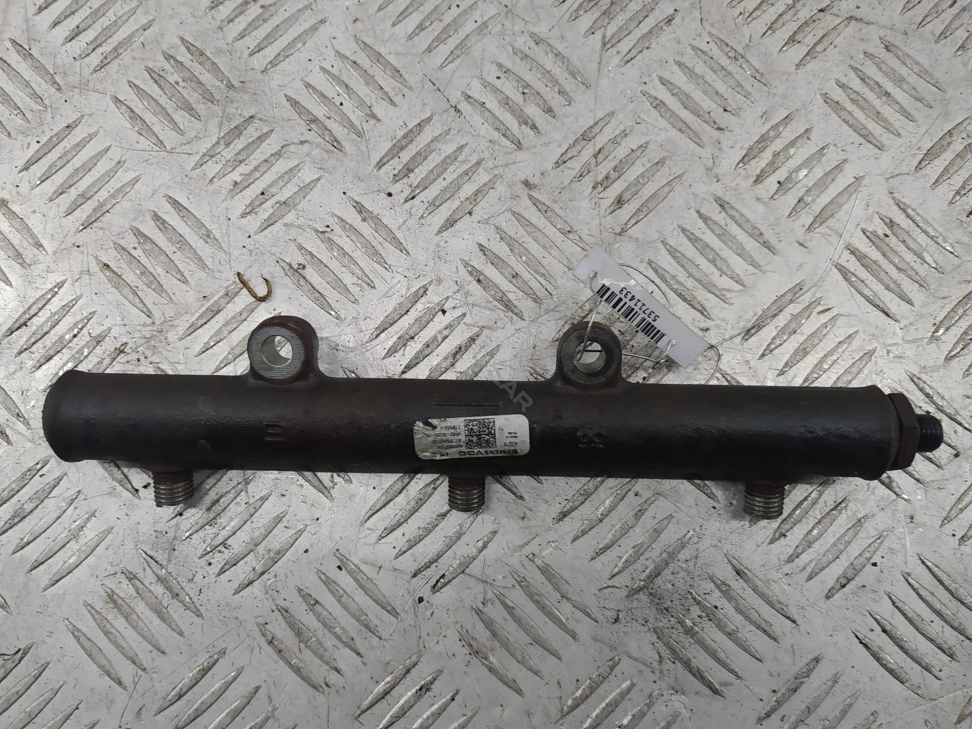 Топливная рейка 4R8Q9D280BC