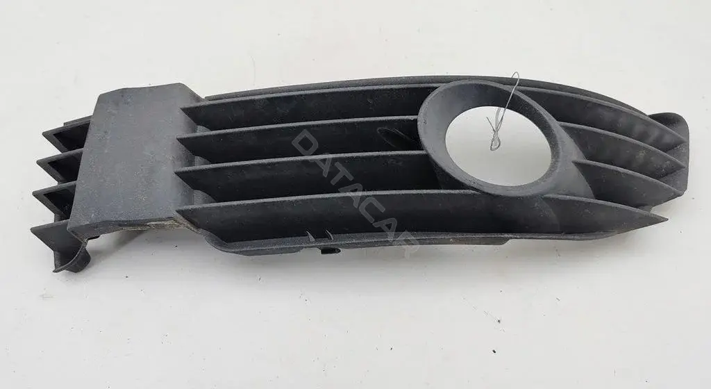 Рамка фары противотуманной 3B0853665K