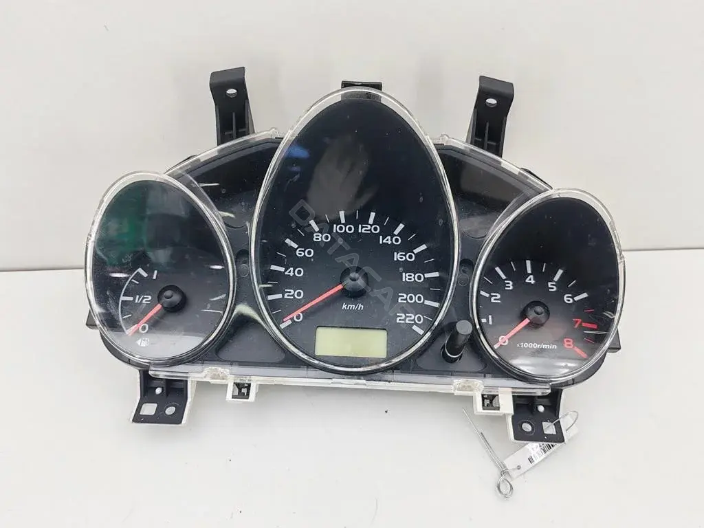 Панель приборов 8100A929