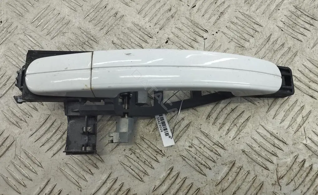Ручка двери 4M51A266B23