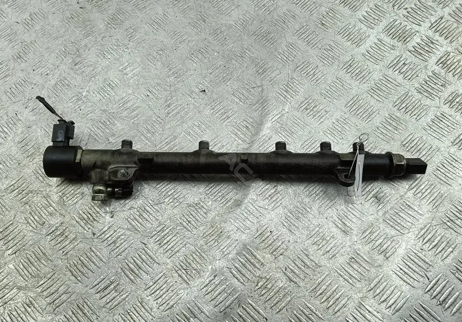 Топливная рейка 9307Z513A01