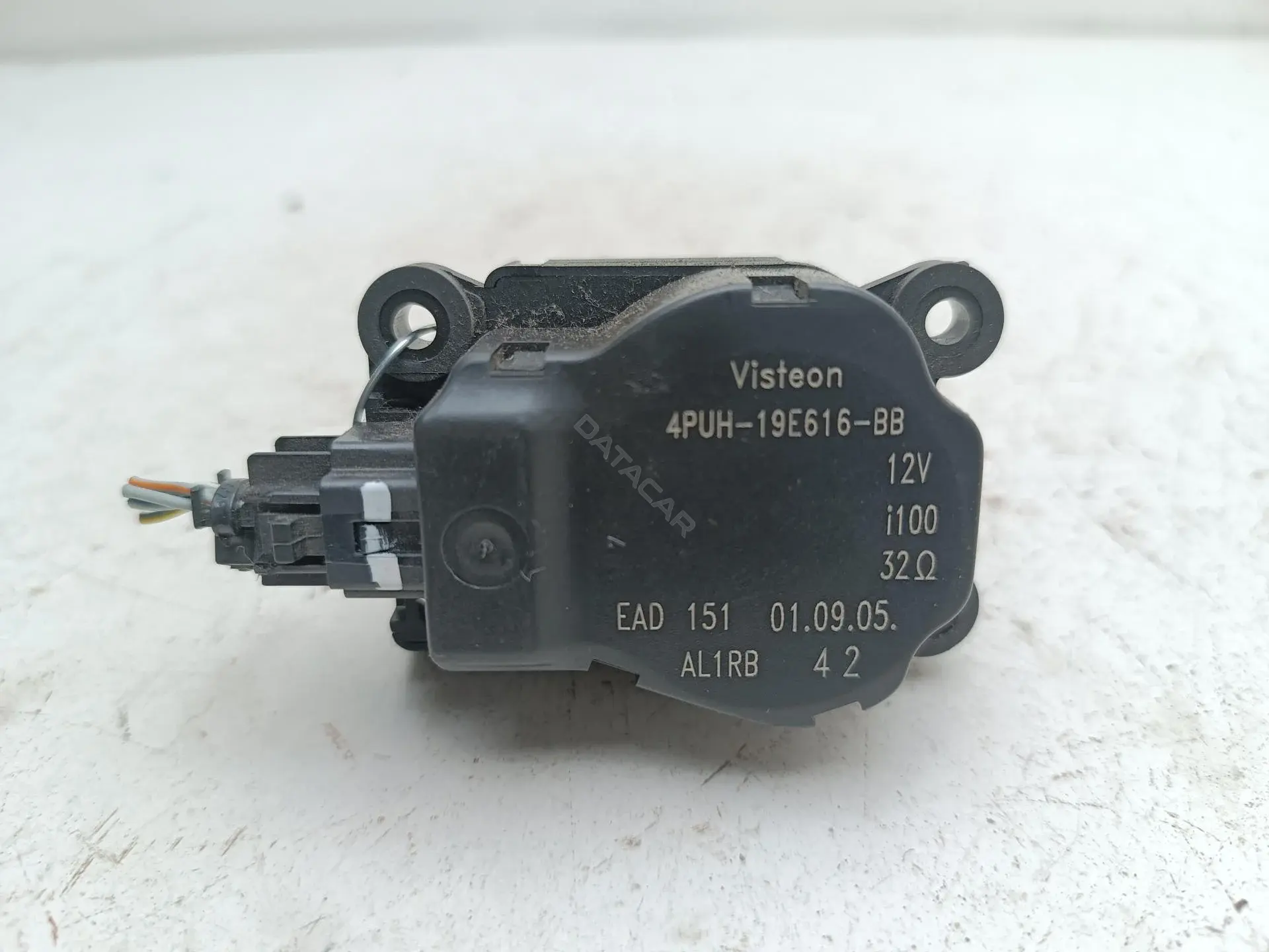 Мотор заслонки печки 4PUH-19E616-BB