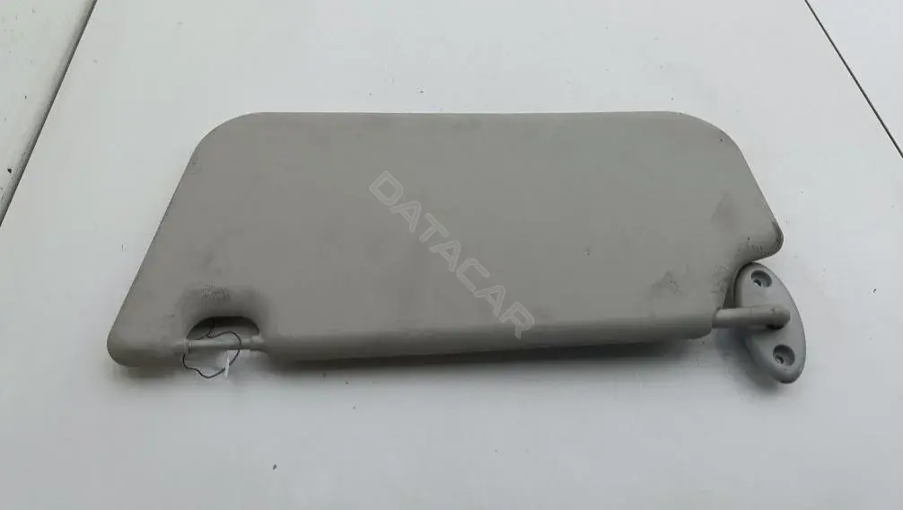 Козырек солнцезащитный 2S61A04100W