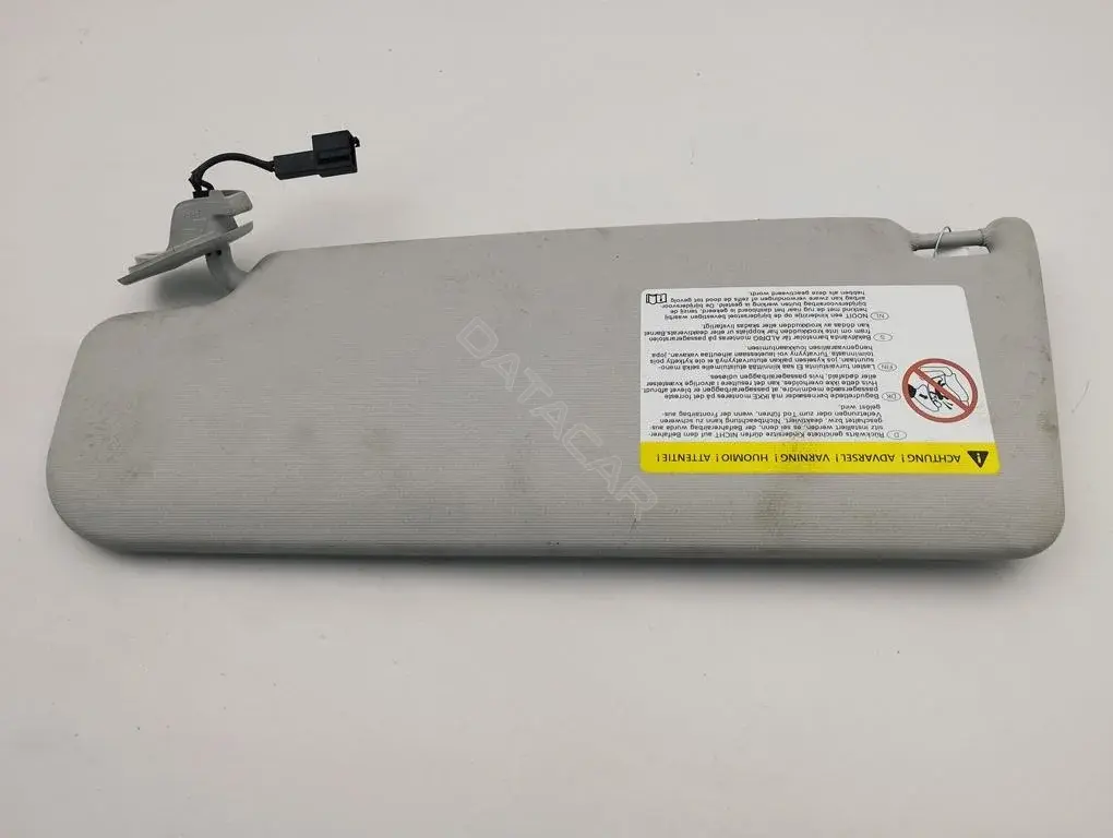 Козырек солнцезащитный 1K0857552A