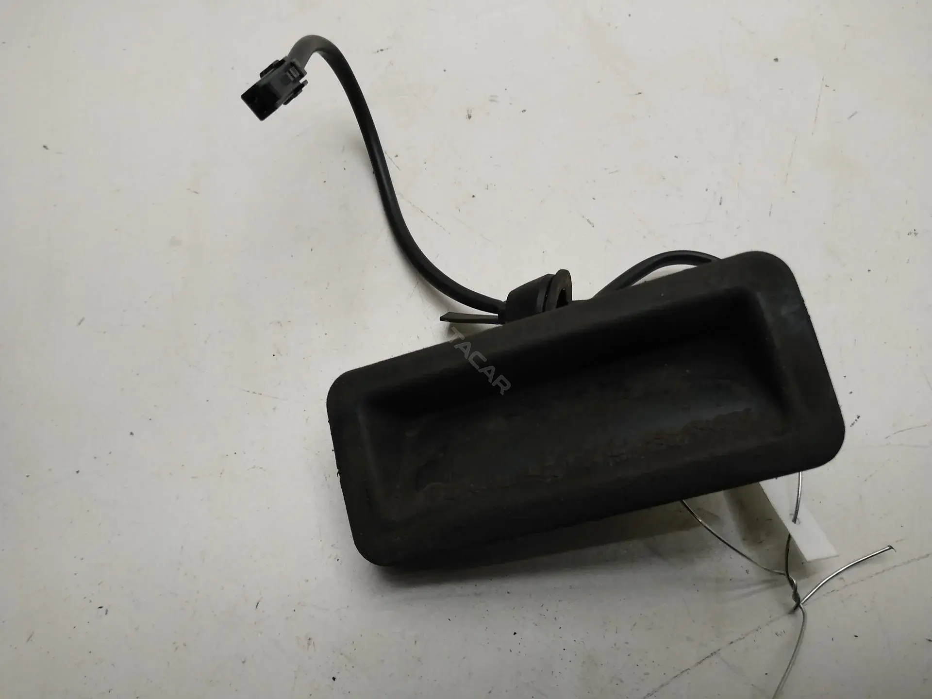 Кнопка крышки багажника 3M5119B514AC