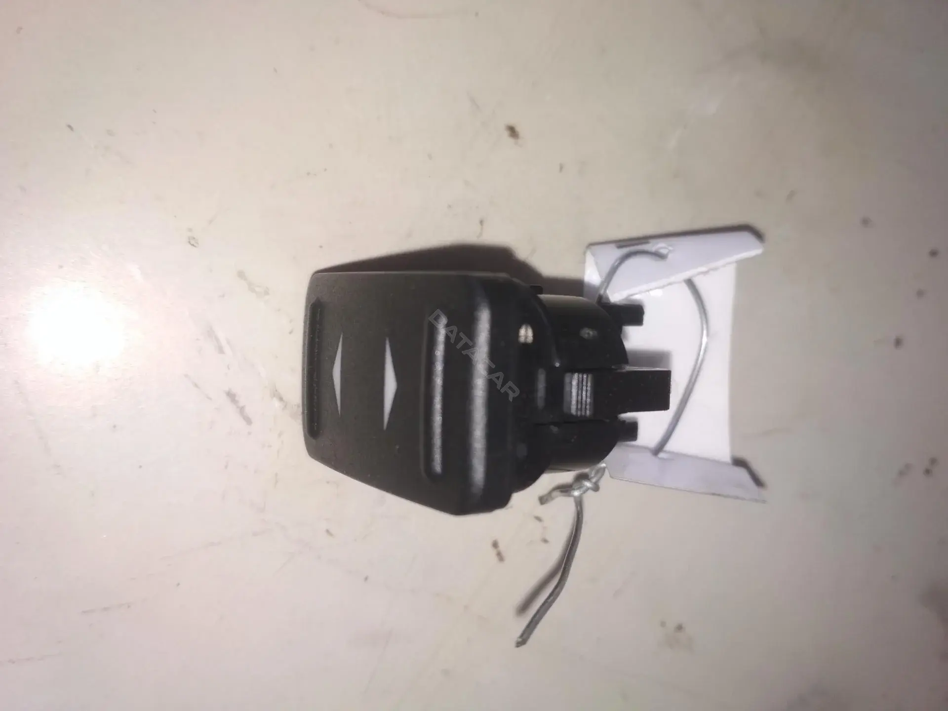 Кнопка стеклоподъемника 6M21U226A37BB