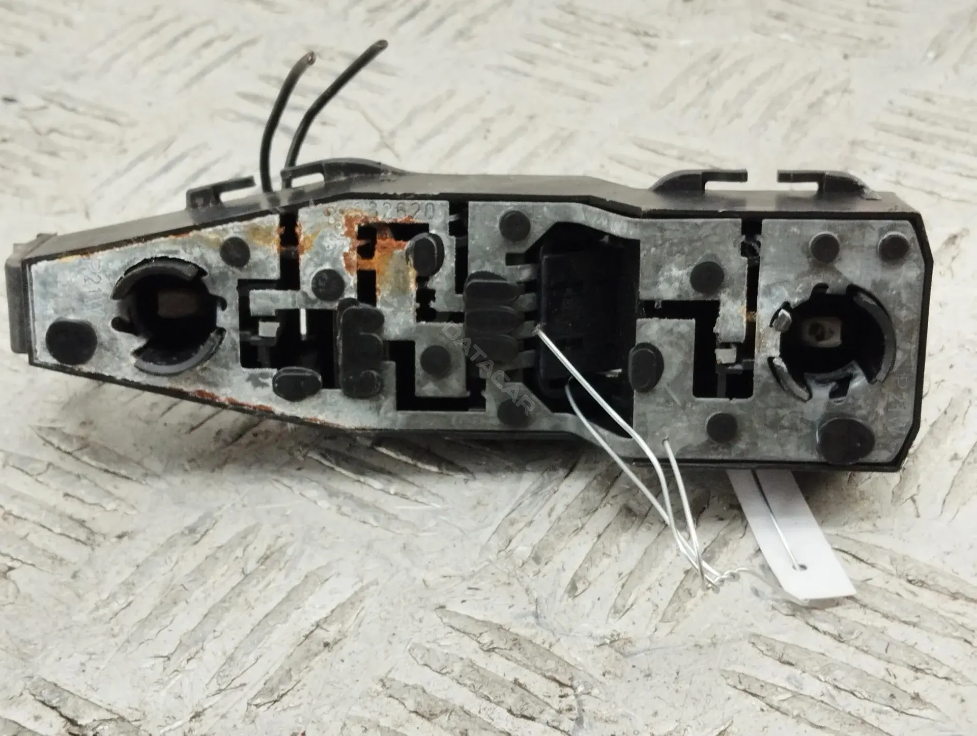 Панель (плата) фонаря заднего 95VW13N004GA