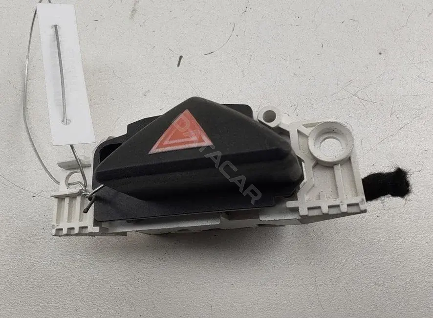Кнопка аварийки 2M5T13A350AA