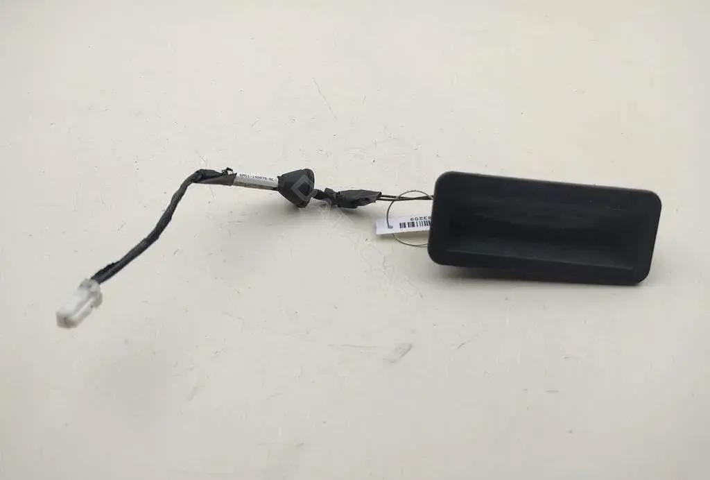 Кнопка крышки багажника 6M5119B514AC