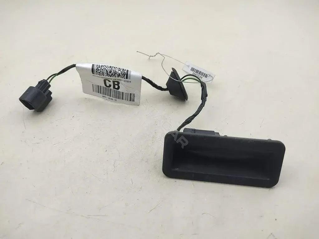 Кнопка крышки багажника C1BB19B514AA