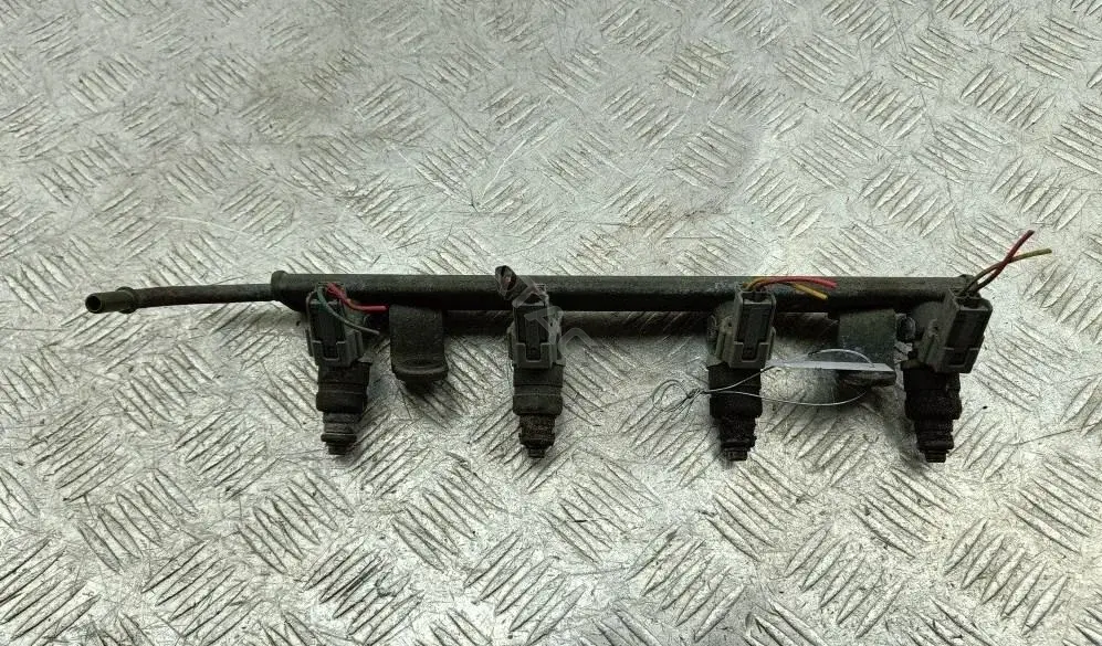 Форсунки MR988977