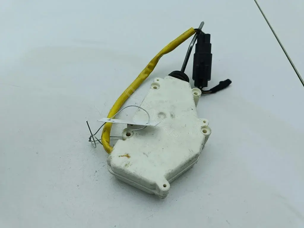 Актуатор лючка топливного бака 95VW9B241