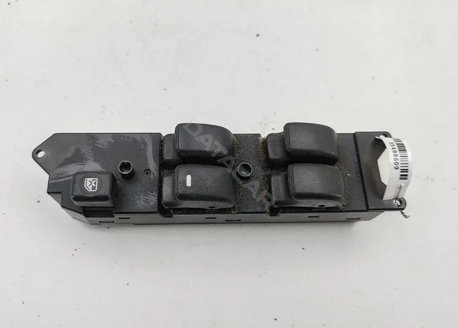 Кнопка стеклоподъемника MR252815