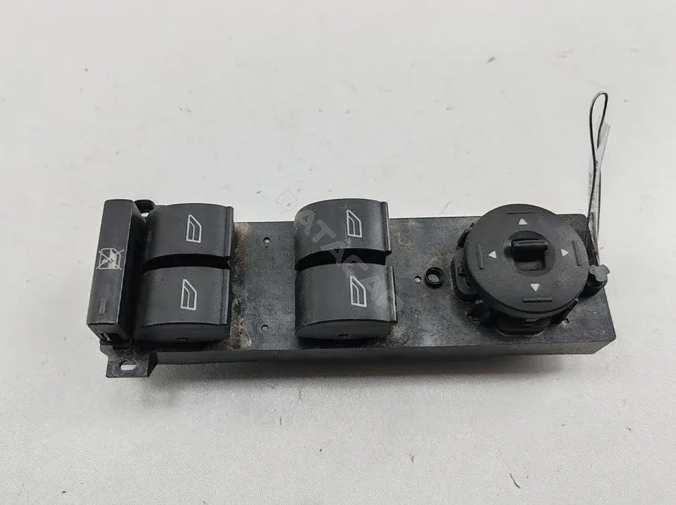 Кнопка стеклоподъемника 3M5T14A132AF