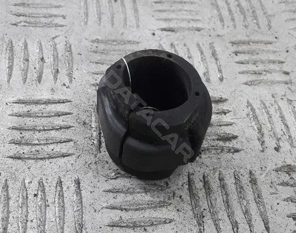 Скоба стабилизатора 4D0411327h