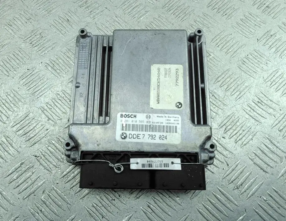 Блок управления двигателем 0281010565, 7792024