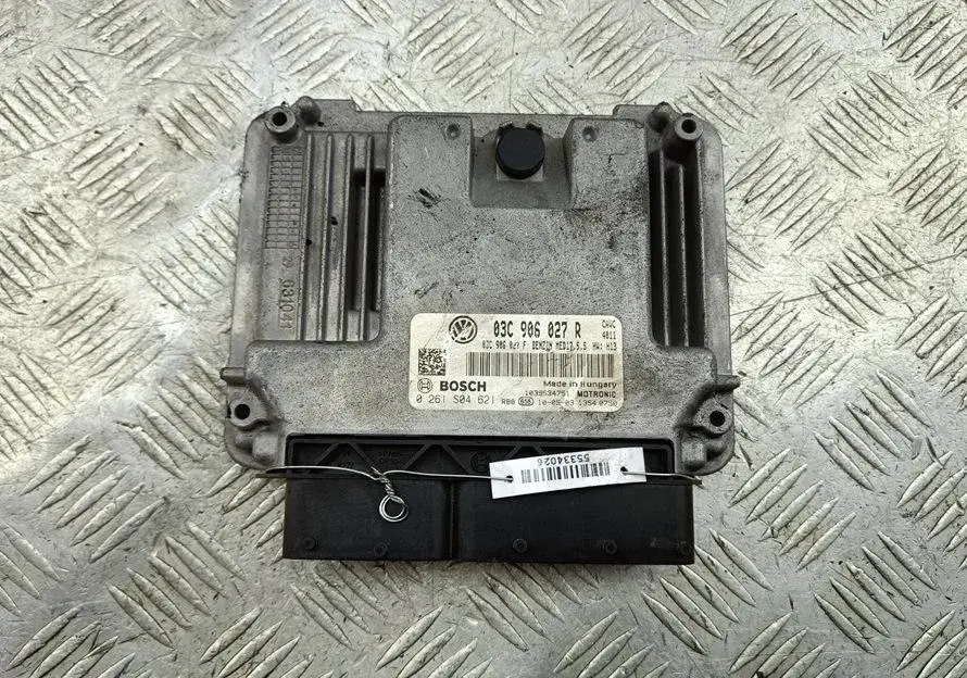 Блок управления двигателем 0261S04621, 03C906027R