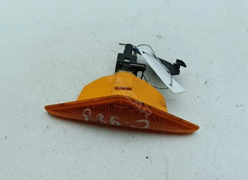Повторитель передний XS4H3K354A