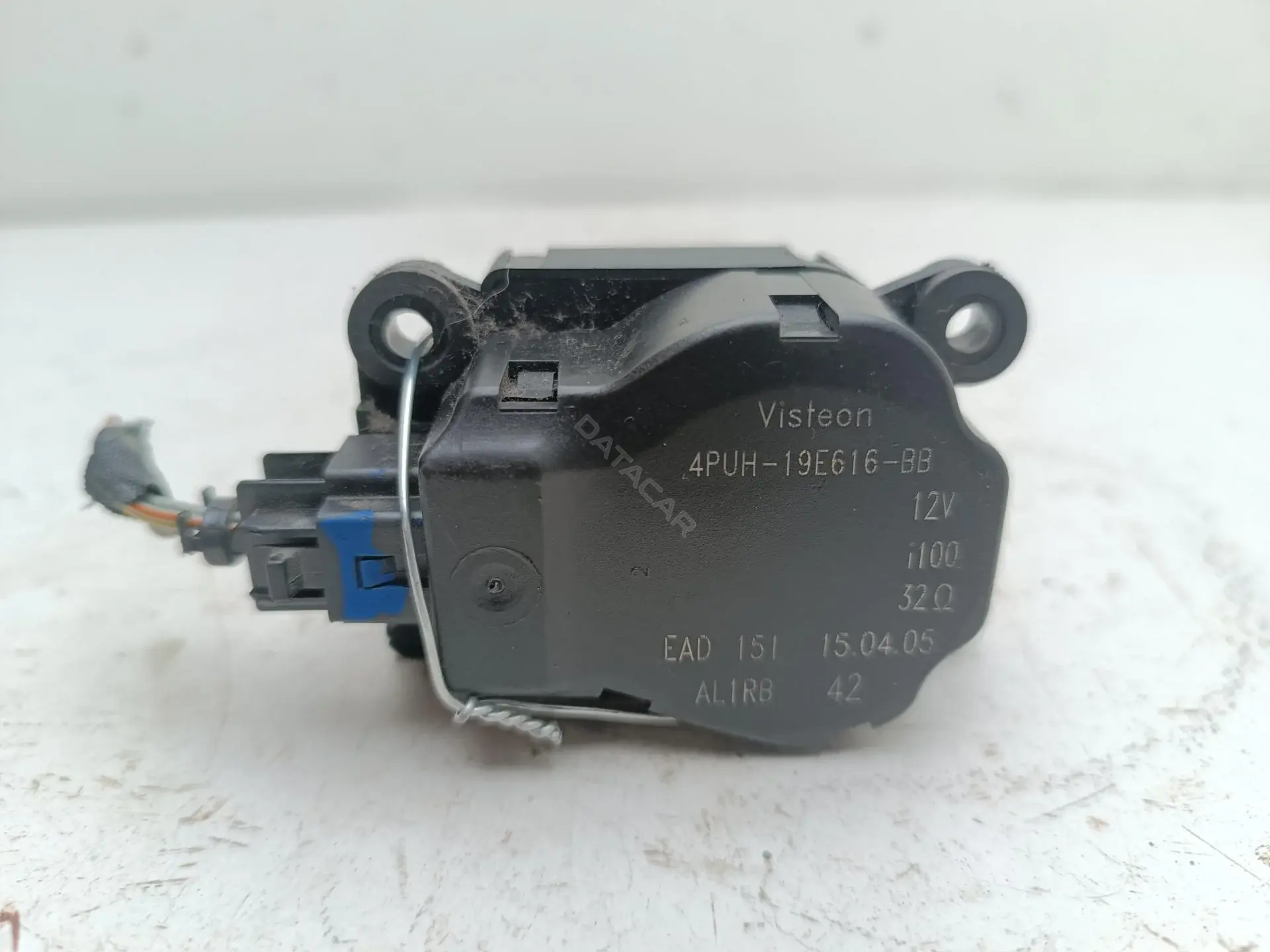 Мотор заслонки печки 4PUH-19E616-BB