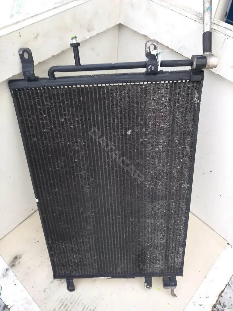 Подушка безопасности 8E0260403T