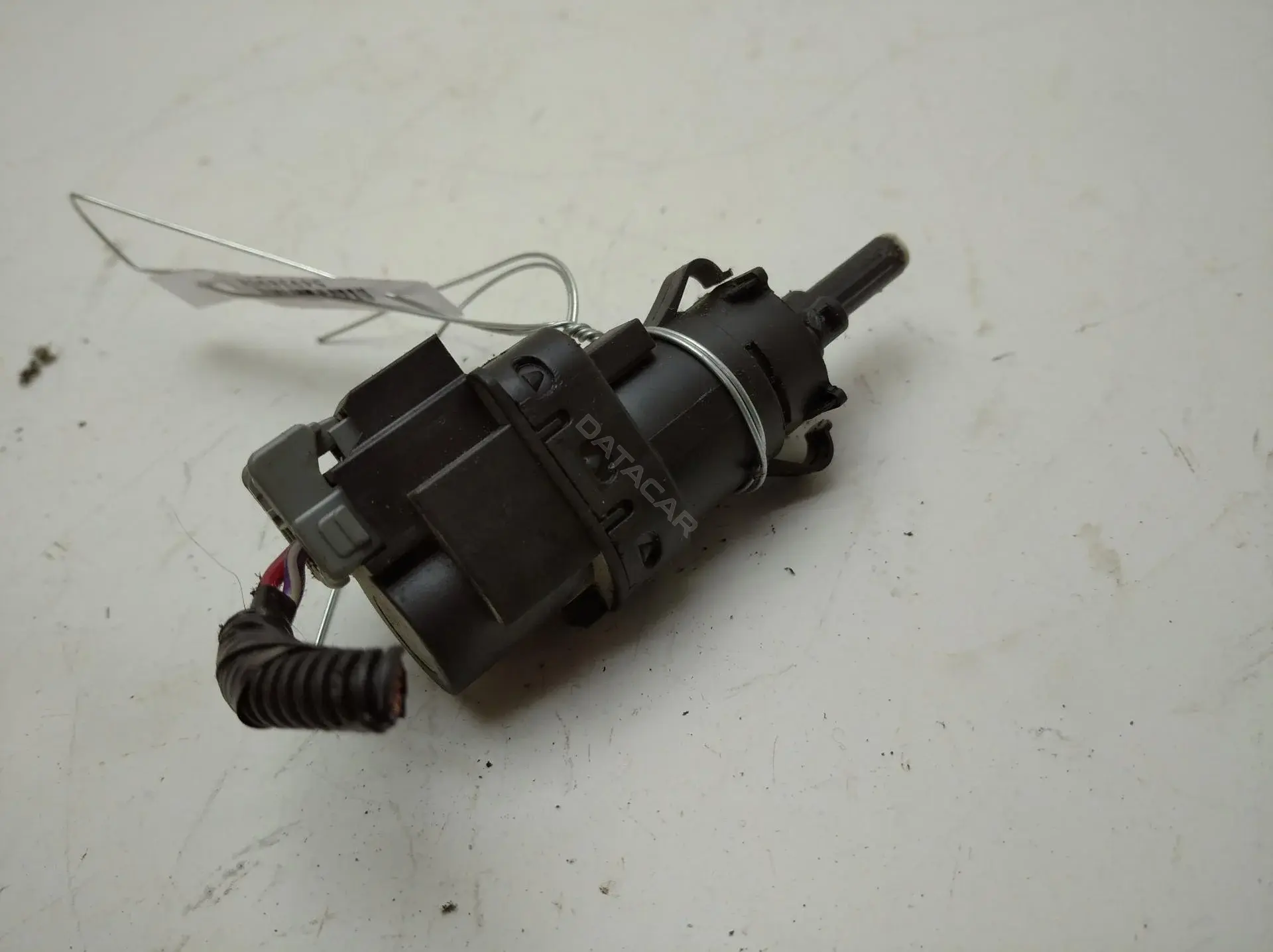 Датчик стоп сигнала 3m5t13480ac