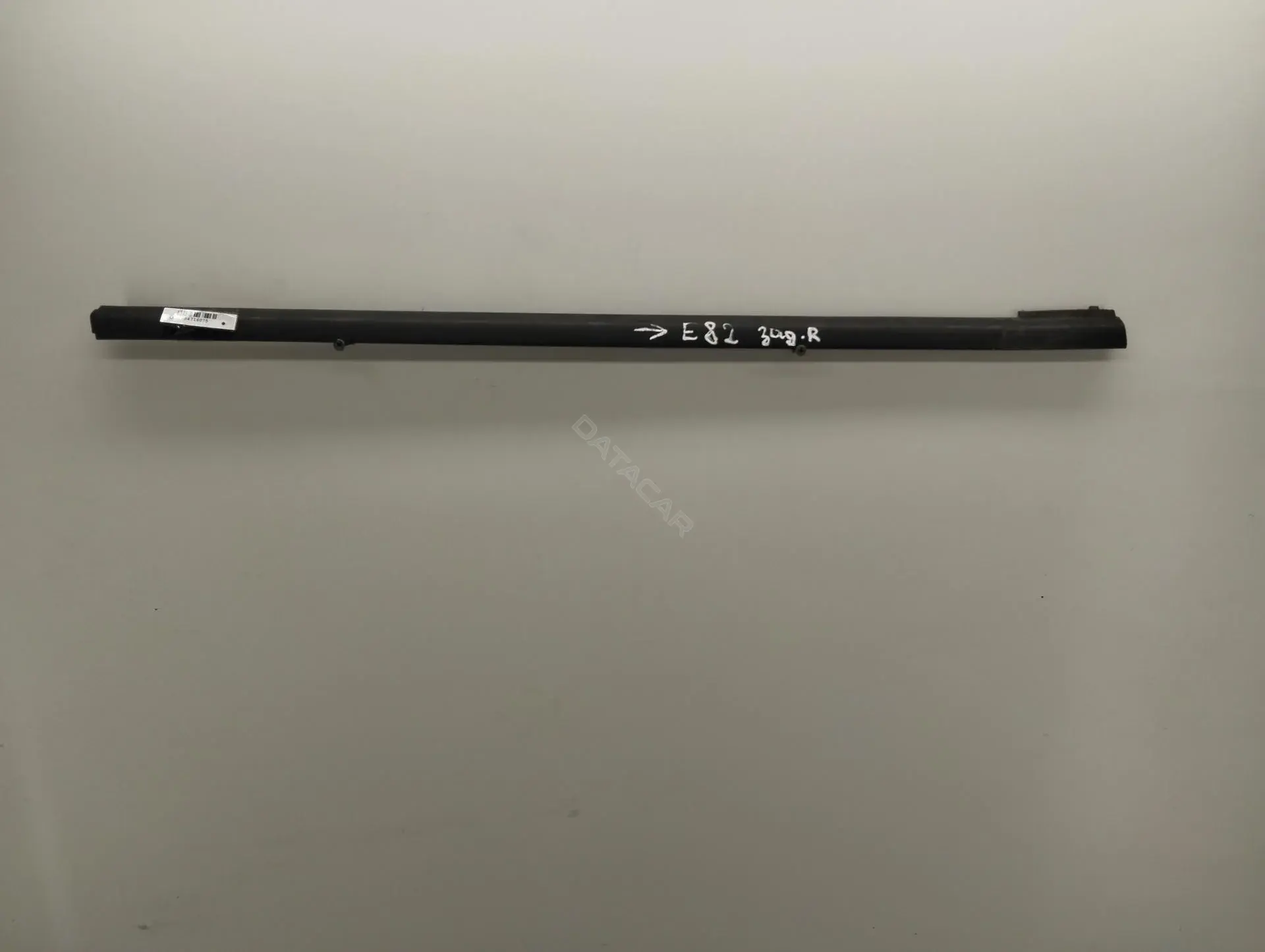 Молдинг стекла 3M51R25604