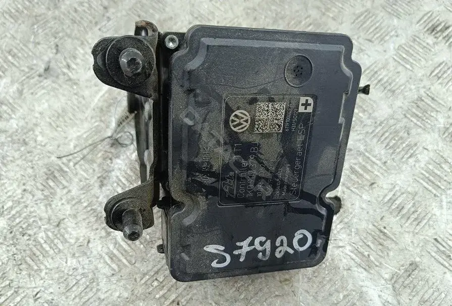Блок управления АБС 1k0907379bj
