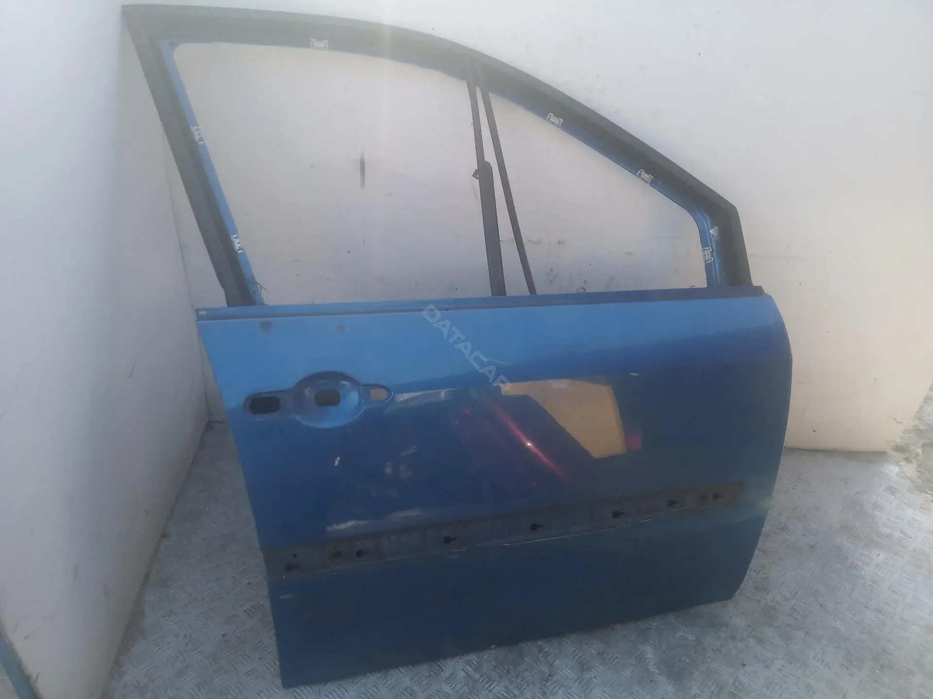 Дверь 801002354R