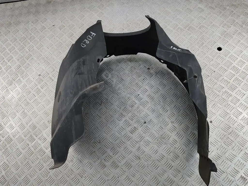Подкрылок 1S7116115AJ